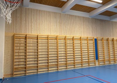 Gamlebyen - spilepanel og perforerte plater i furu