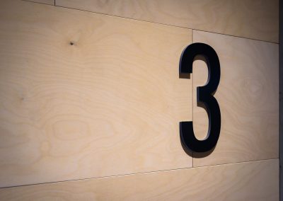 Heimdal skole – Interiørpanel levert av Otretek.