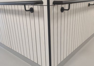 Heradsbygda omsorgssenter – veggpanel og gelender levert av Otretek.