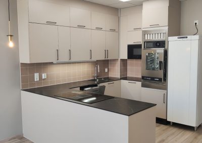 Heradsbygda omsorgssenter – kjøkken levert av Otretek.