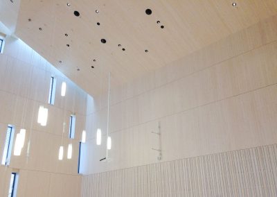 Kimen kirke - Veggpanel og absorbenter levert av Otretek